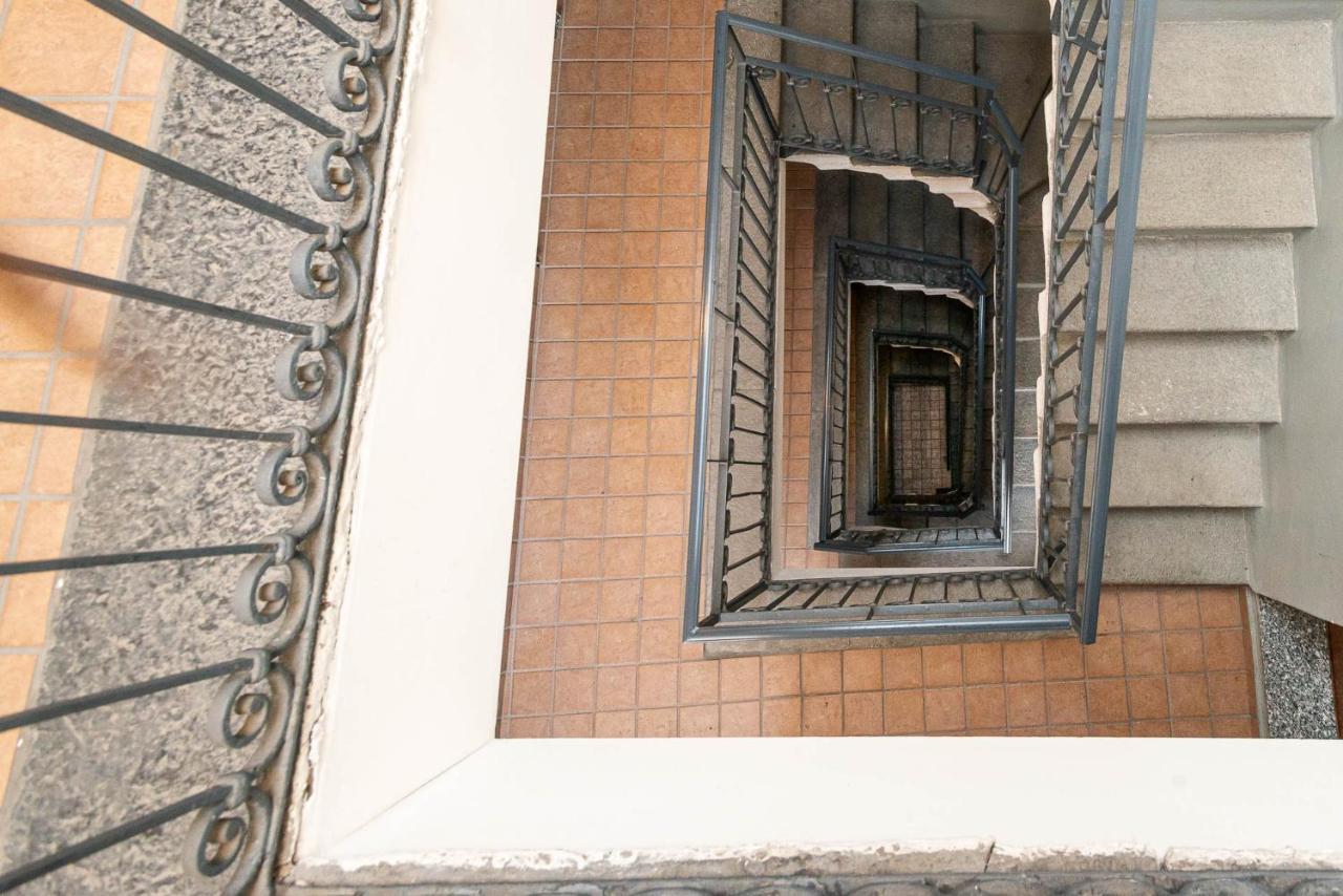Ferienwohnung Cozy Studio In Old Town Como Exterior foto